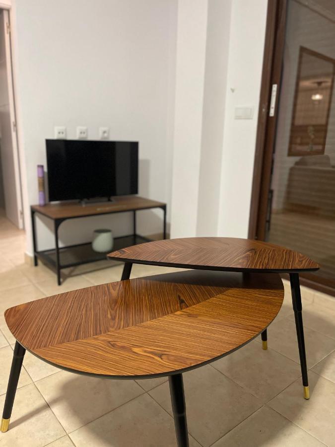 Three Bedroom Apartment With Pool In Torrevieja Kültér fotó